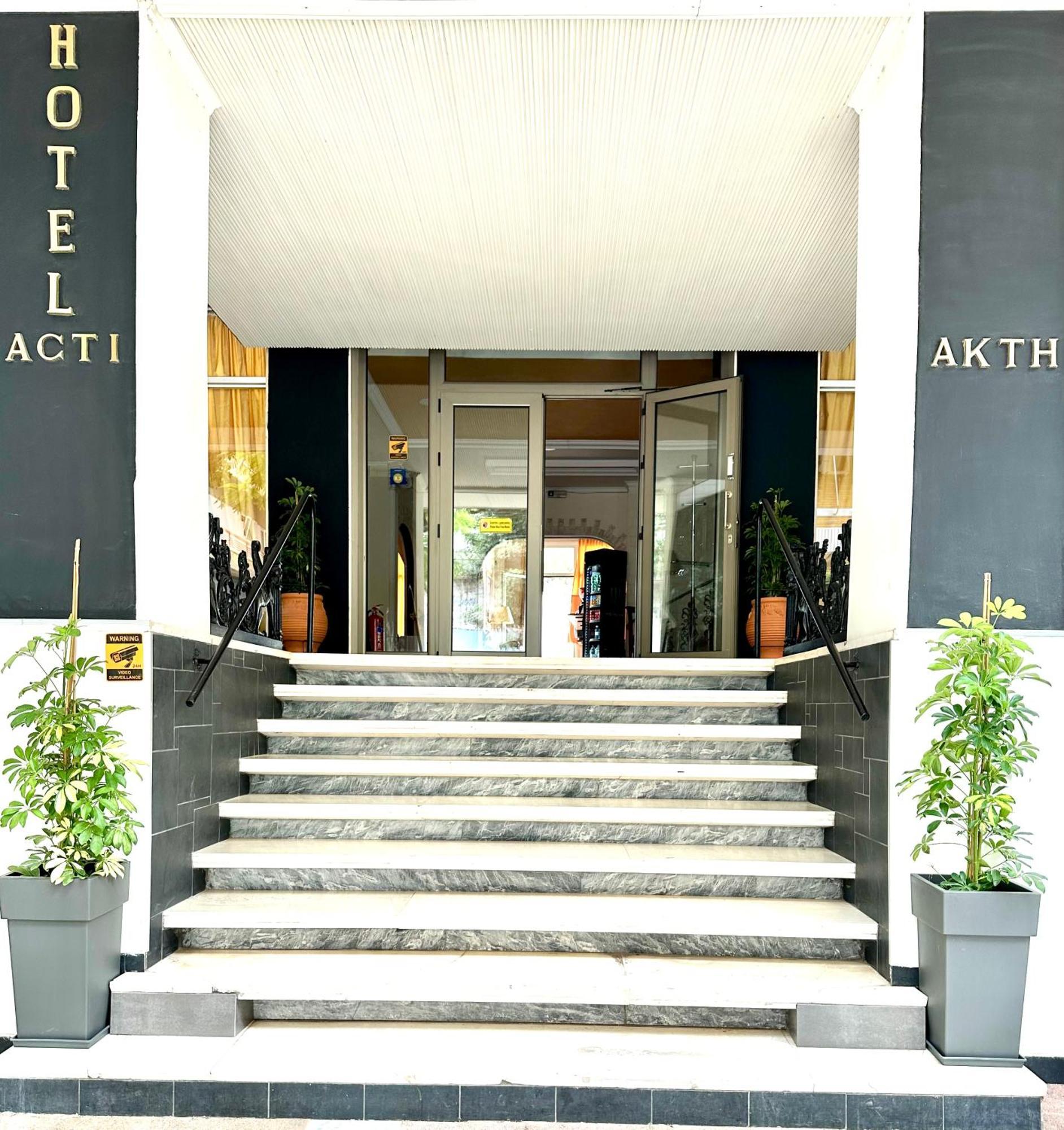 Hotel Akti 루트라키 외부 사진
